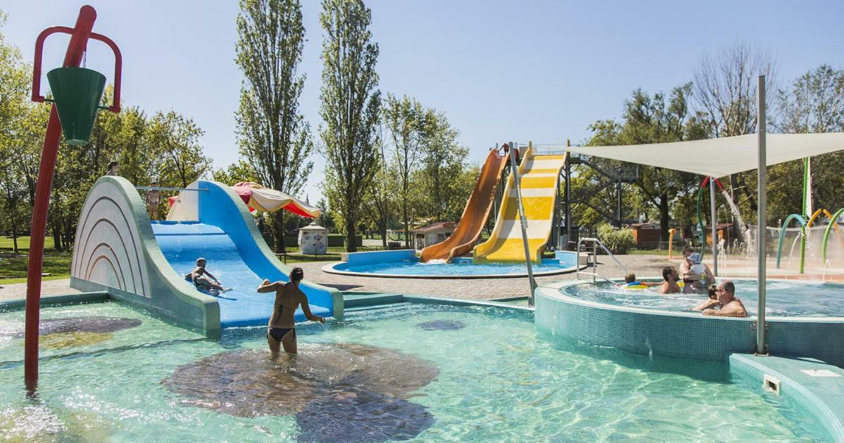 Kids' Paradise House Balatonboglár Esterno foto